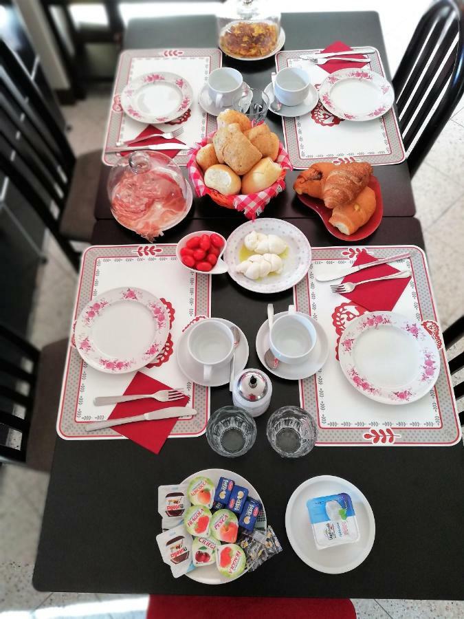 시르미오네 카사 파트리치아 B&B 외부 사진