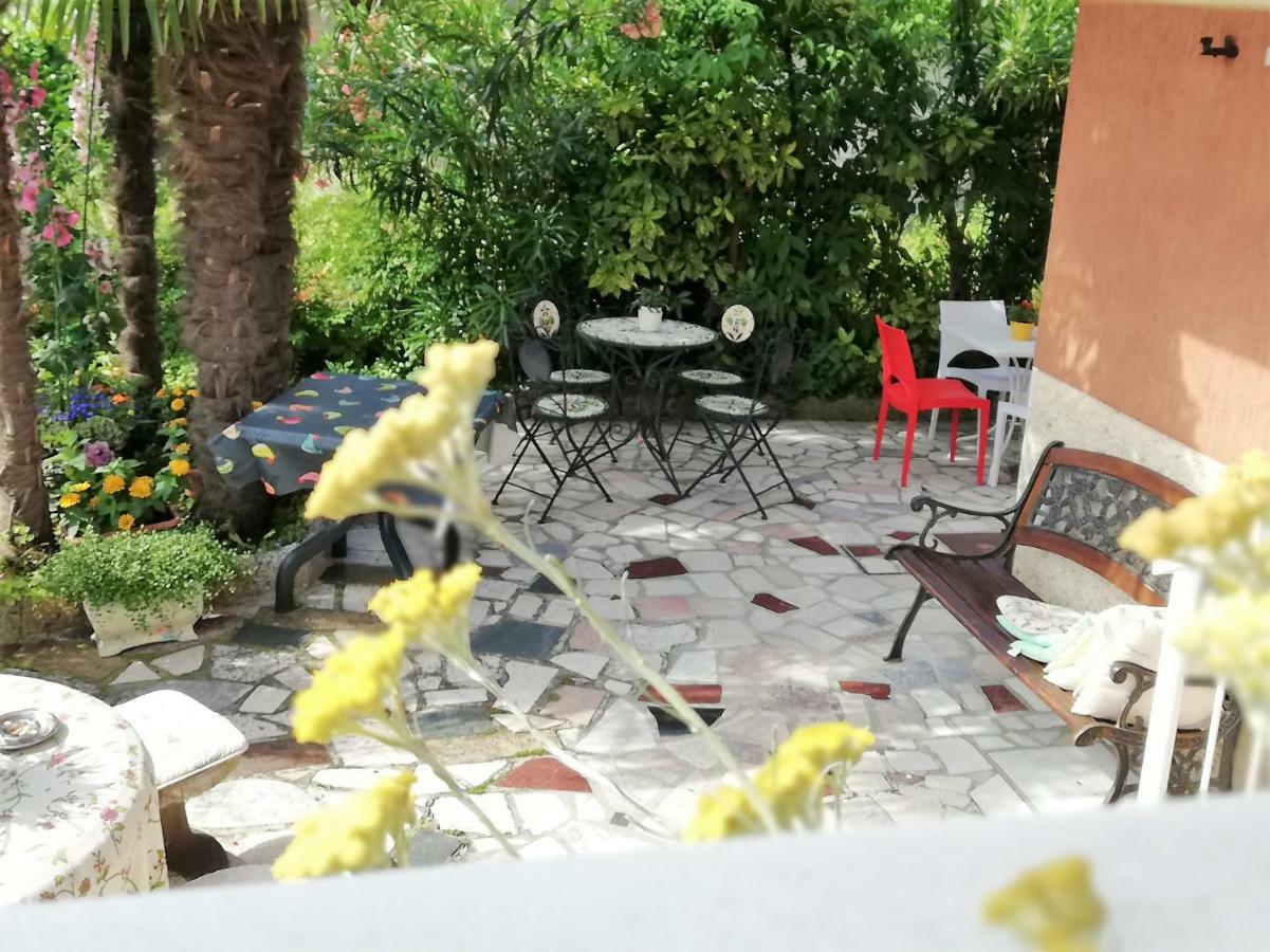 시르미오네 카사 파트리치아 B&B 외부 사진